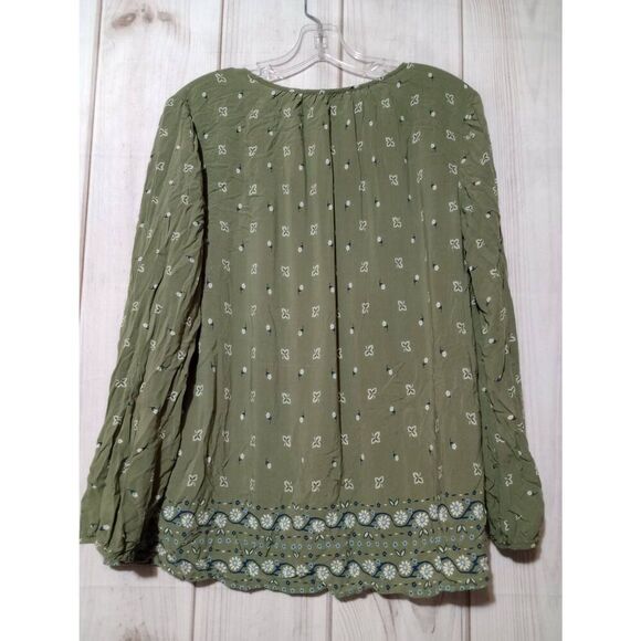 Old Navy Shirt Ladies Large Green Pink Floral Long Sleeve VNECK Light Weight Boh - Picture 2 of 7